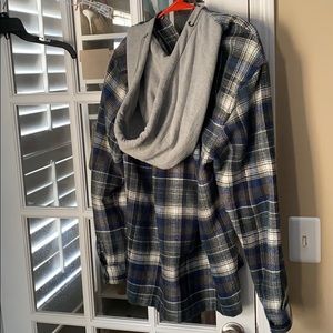 Flannel Button up hoodie Urban Outfitters Size M